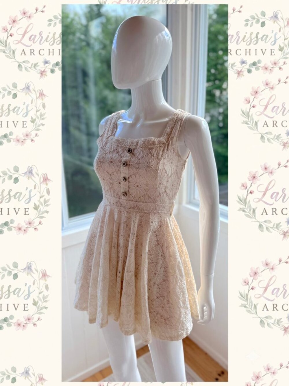 LIZ LISA | Vintage SS 2012 "Love Pasterine" Lace Mini Dress | Size 0 (XXS)